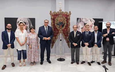 CYRTA presenta la restauración del Simpecado del Rosario de la Macarena