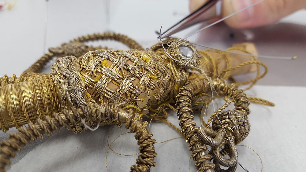 CORDÓN DE CUELLO Y CÍNGULO DEL NAZARENO. Venerable Hermandad de Jesús Nazareno. Santa Cruz de la Palma, Canarias.